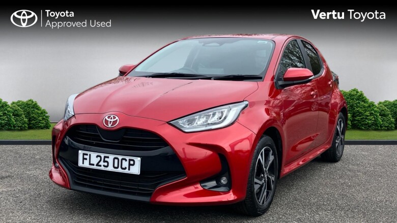 Toyota Yaris 1.5 Hybrid Design 5dr CVT Hybrid Hatchback